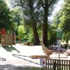 In den Wallanlagen am Roten Tor gibt es einen beliebten Kinderspielplatz. In der Innenstadt sieht es sonst auf diesem Gebiet eher mau aus.