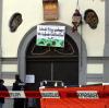 Die Klimacamper protestierten im Herbst 2022 gegen die Abholzung des Meitinger Lohwalds am Stahlwerk Meitingen. Am Gebäude der Regierung von Schwaben in Augsburg seilte sich eine Demonstrantin ab.
