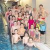 Schwimmkurse in Aindling sind beendet: 13 Jugendliche erhalten erstes Seepferdchen