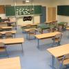 In ein Klassenzimmer wurde an der Grundschule Rehling ein Raum im Keller umgebaut. Dort lernt jetzt die Klasse 1a.  	