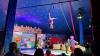 Der Familienzirkus Rio Artistik feiert am ersten Weihnachtsfeiertag auf dem Aichacher Volksfestplatz Premiere. Die Vorstellung beeindruckt mit vielen Höhepunkten