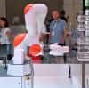 Kuka präsentiert sich auf der Automatica, der Weltleitmesse für Robotik in München. 