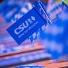 Mit fliegenden Fahnen aus dem Bundestag? Das neue Wahlrecht könnte für die CSU schwerwiegende Konsequenzen haben. 