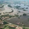 Die Mühlhamer Schleife der Donau nahe Osterhofen ist am vom Hochwasser der Donau überflutet.