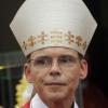 Bischof Franz-Peter Tebartz-van Elst wird am Montag mit Papst Franziskus in Rom sprechen. Freiwillig möchte er sein Amt Medienberichten zufolge nicht aufgeben.