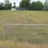 Der Fußballplatz des TSV Buttenwiesen und das alte Vereinsheim stehen zum Verkauf. Was mit dem circa 8000 Quadratmeter großen Areal passiert, ist derzeit noch offen. 