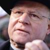 Die Reformbewegung "Wir sind Kirche" kritisiert den Augsburger Bischof Konrad Zdarsa scharf.
