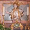 Eine barocke Halbfigur des heiligen Valentin ist in der Kirche in Balzhausen zu finden.
