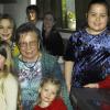 Im Kreise ihrer Familie und zahlreicher Gratulanten feierte Fanny Baumeister ihren 90. Geburtstag. Die sechs Urenkelinnen überraschten sie mit einem gemeinsamen Lied. 	