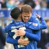 Die Karlsruher Paul Nebel (l) und Mikkel Kaufmann bejubeln den Treffer zum 3:1.