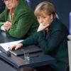 „Weggucken, wegducken, wegreden, das ist ihr Dreiklang im Umgang mit den Problemen der Gegenwart.“ Sahra Wagenknecht zu Angela Merkel