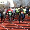 Rund 250 Teilnehmer gingen beim 37. Aichacher Dreikönigslauf bei Sonnenschein an den Start.