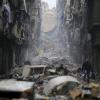 Eine verwüstete Straße in Aleppo. Die Stadt liegt nach dem mehrere Jahre andauernden Krieg fast vollständig in Trümmern.