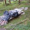 In einem Wald bei Altenstadt wurden diese Müllreste gefunden. Die Polizei sucht nun Zeugen. 