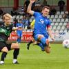 Der Kirchheimer Kapitän Philipp Maiberger (rechts) kommt zu spät, Ibrahim Neziri hatte bereits abgezogen und besorgt in dieser Szene das 2:0 für den FC Gundelfingen. Foto: Walter Brugger