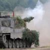 Ein Panzer Leopard 2A6 des Panzerlehrbataillones 93 der Bundeswehr auf dem Truppenübungsplatz Oberlausitz.