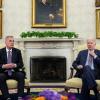 US-Präsident Joe Biden trifft sich mit Kevin McCarthy, Sprecher des Repräsentantenhauses, um über die Schuldenobergrenze zu sprechen.