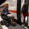 Anja Härtl kämpft gegen die Diskriminierung von Rollstuhlfahrern durch die Bahn.