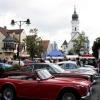 Zahlreiche Liebhaber älterer Automobile kamen am Sonntag, den 5. September 2009, nach Pöttmes zum Oldtimertreffen.