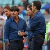 Das Trainerteam um Joachim Löw (l.) bereitet das Team auf das Halbfinale gegen Mexiko vor.