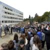 Vor allem die Schüler freuten sich über den gestrigen Spatenstich für den Erweiterungsbau an der Heinrich-von-Buz-Realschule in Oberhausen. 