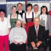 Richard Huber feierte 80. Geburtstag. Auf dem Foto sind Ehefrau Viktoria, die Söhne Alfons, Michael und Richard und Tochter Elisabeth mit Partnern.