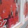 Das SPD-Bürgerbüro im Domviertel ist mit roter Farbe beschmiert worden. 