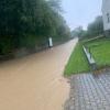 Starker Regen setzte am Donnerstagabend in Wertingen und Roggden Straßen und Keller unter Wasser. Die Feuerwehr war mehrfach im Einsatz.