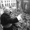 Im Juli 1977 wird Joseph Ratzinger, der spätere Papst Benedikt XVI., begeistert als neuer Erzbischof in München empfangen.