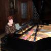 Die weltbekannte Pianistin Veronica Jochum von Moltke kam immer wieder auch nach Babenhausen. Unser Archivfoto zeigt sie bei einem Klavierabend im Fugger-Schloss 2009.