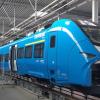 Die Firma Go-Ahead übernimmt zum Dezember 2022 die Strecke Ulm-Augsburg-München. Statt der roten DB-Regio-Züge fahren dann die blau gestalteten Wagen vom Hersteller Siemens, im Bild der einstöckige Mireo.