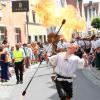 Fünf Tage lang wird in Burgau das Markgrafafescht gefeiert. Zum Festumzug ziehen die Gruppen aus Burgau und Umgebung historisch gewandet durch die Innenstadt.
