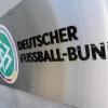 Wegen des Verdachts der Steuerhinterziehung wurden die Geschäftsräume des Deutschen Fußball-Bundes (DFB) sowie Privatwohnungen von DFB-Verantwortlichen durchsucht.