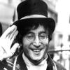 ... Es ist John Lennon. Der Bealtes-Star wäre heute 73 Jahre alt. Er wurde 1980 im Alter von 40 Jahren auf offener Straße in New York erschossen.
