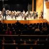 Beim Konzert der Süddeutschen Bläser-Philharmonie im Günzburger Forum am Hofgarten saßen die Zuschauer pandemiebedingt weit voneinander entfernt.  	