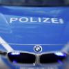 In Utting haben Unbekannte mehrere BMWs aufgebrochen und Teile gestohlen.