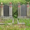 Diese Gedenktafeln auf dem jüdischen Friedhof in Ichenhausen erinnern an die im KZ in Burgau getöteten Menschen. 