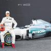 Als letztes der großen Teams hat Mercedes gestern seinen neuen Wagen, den W03, präsentiert. Michael Schumacher (links) und Nico Rosberg hoffen, dass sie nach eher mageren Jahren jetzt ganz vorne mitfahren können.  