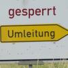 Aktuell ist die Straße zwischen Nattenhausen und Deisenhausen wegen Arbeiten an einer Abwasserleitung gesperrt. 