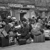 Prag im Mai 1945: Deutsche, die ihr ganzes Leben in der Stadt gelebt hatten, wurden vertrieben und mit Hakenkreuzen „markiert“.  