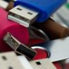 Besser ordentlich abmelden: Wer den USB-Stick vom Rechner abzieht, während dieser noch schreibt, riskiert seine Daten.