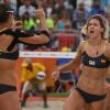 Die deutschen Beachvolleyballerinnen Laura Ludwig und Kira Walkenhorst stehen im Finale von Olympia.