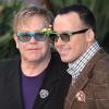 Elton John (l) und David Furnish sind seit 20 Jahren ein Paar. Jetzt wollen sie heiraten. 