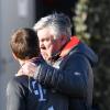 Carlo Ancelotti zieht Philipp Lahm ins Vertrauen. Der Trainer würde gerne auch noch in der kommenden Saison mit dem Kapitän zusammenarbeiten.