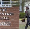 Nach dem Amoklauf an der Grundschule Robb Elementary School ermittelt die Polizei. 