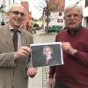 Dr. Peter Müller links und Dr. Diether Michel freuen sich über den Auftritt von Diana Damrau (das Foto von ihr stammt von Jiyang Chen) am 28. Mai 2022 in ihrer Heimatstadt.