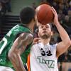 Philipp Schwethelm (rechts) war gegen Nanterre der beste Ulmer Spieler.