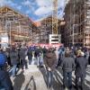 Knapp 100 Besucher kamen zum Richtfest für das Pflegeheim, das gerade in Fuchstal gebaut wird.