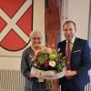 Die Stadt Oettingen würdigte das Engagement von Annemarie Leigart mit der Goldenen Bürgermedaille.