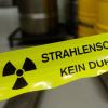 Im Technologiezentrum des Kernkraftwerks Gundremmingen wird strahlenbelastetes Material zur Entsorgung vorbereitet. Ein Teil davon landet in der Weißenhorner Müllverbrennung. 